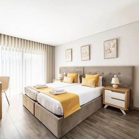 בית נופש Casa Eido Doce By House And People ברסלוס